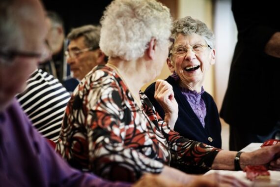 léo lagrange-sénior